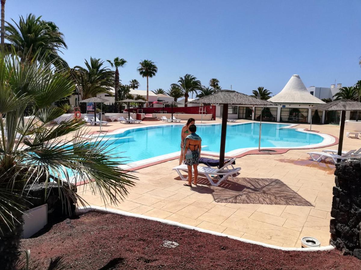 Apartamento Luca 05 En Playa Roca Costa Teguise Kültér fotó