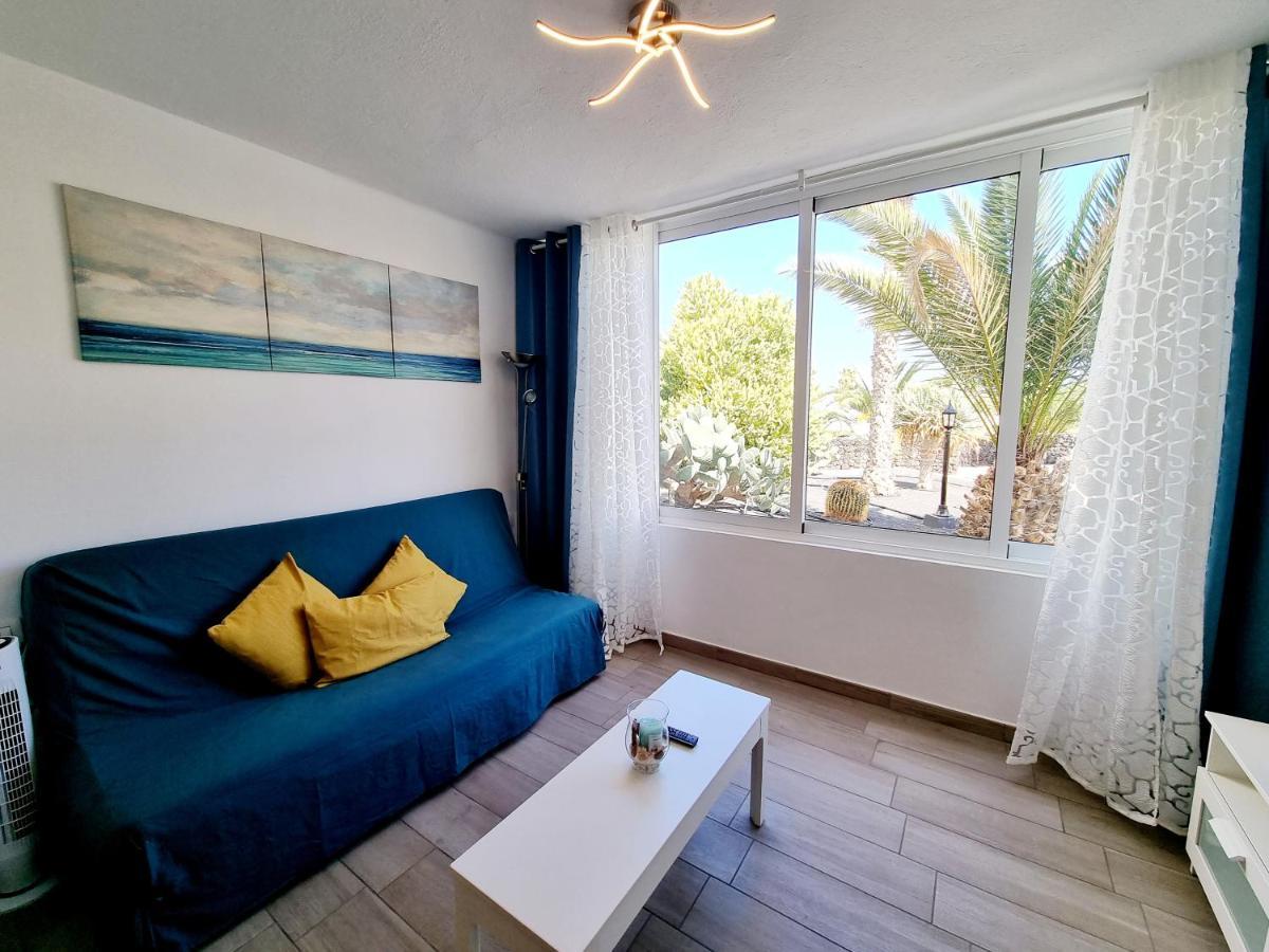 Apartamento Luca 05 En Playa Roca Costa Teguise Kültér fotó