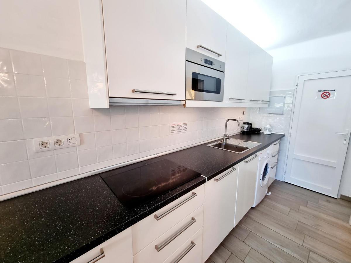 Apartamento Luca 05 En Playa Roca Costa Teguise Kültér fotó